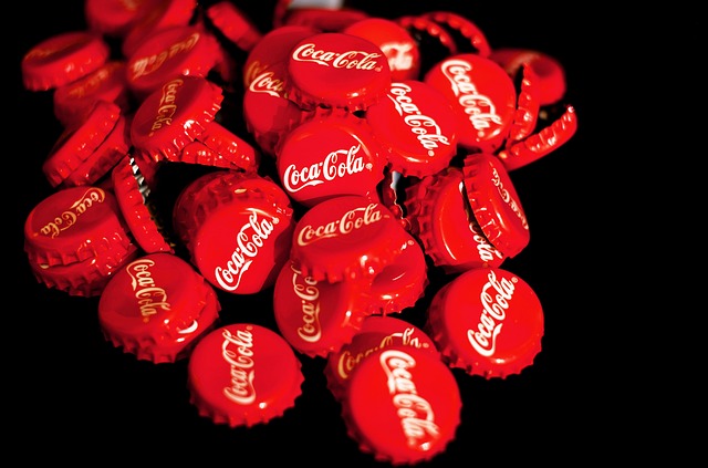zátky od Coca-coly